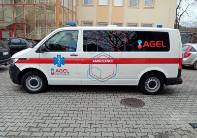 Poliklinika AGEL Česká Třebová převáží pacienty novými sanitkami 