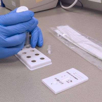 Nová nabídka testování pedagogických pracovníků antigenními testy k průkazu SARS-CoV-2